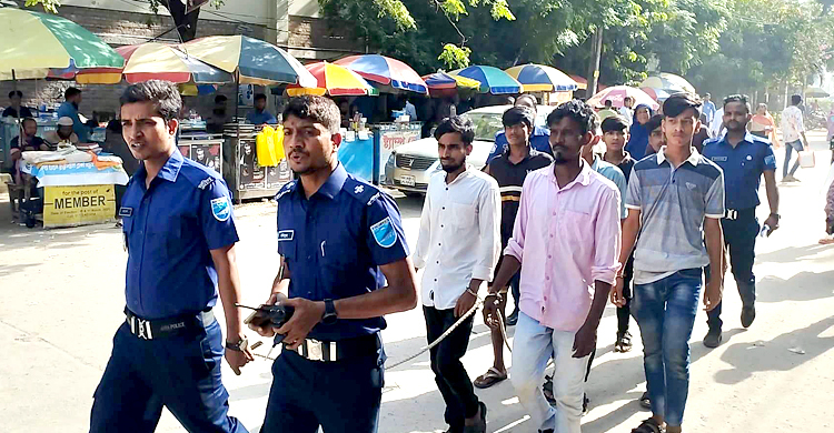 পুলিশ-বিএনপি সংঘর্ষের ঘটনায় কারাগারে ৮, রিমান্ডে ১