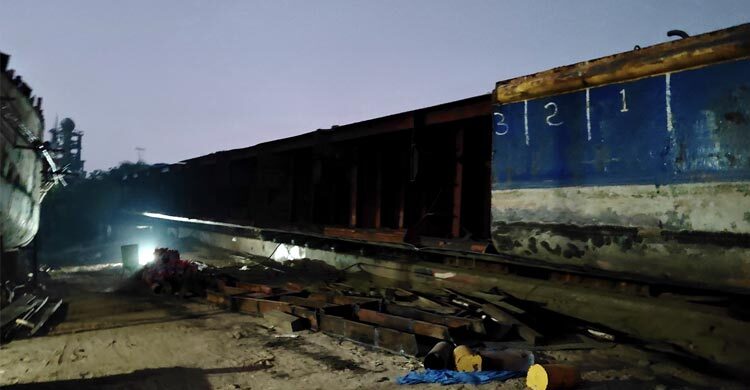 ভাড়ায় জাহাজ এনে কেটে বিক্রি, সাবেক ছাত্রদল নেতার নামে মামলা