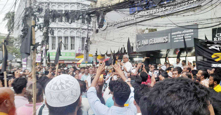 সরকার আর ক্ষমতায় থাকবে না: ফারুক