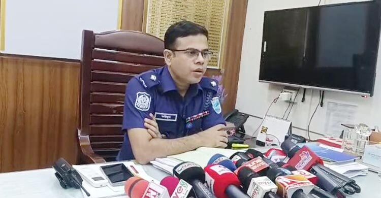 পরিবার থেকে আইফোন কেনার টাকা না পেয়ে ‘অপহরণ নাটক’ কলেজছাত্রীর