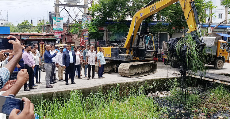 নারায়ণগঞ্জের দুই দশকের জলাবদ্ধতা নিরসনে কাজ শুরু