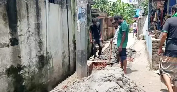 নারায়ণগঞ্জে অবৈধ সংযোগ দেওয়ার সময় দগ্ধ ৪