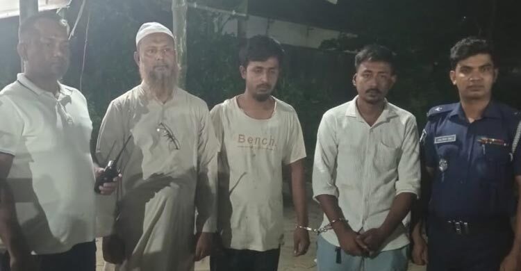 অস্ত্রের মুখে জিম্মি করে এক হাটের গরু অন্য হাটে, আটক ৩