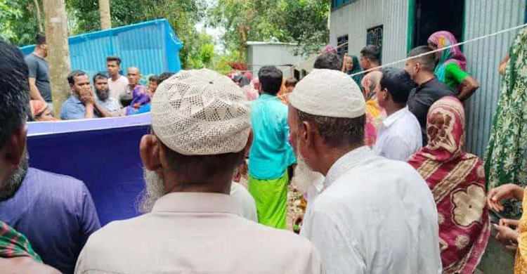 মোটরসাইকেল কেনার টাকা না পেয়ে বাবাকে পিটিয়ে হত্যা