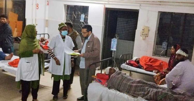 নড়াইলে বিএনপি-স্বতন্ত্র প্রার্থীর সমর্থকদের সংঘর্ষ, নারীসহ আহত ১৪