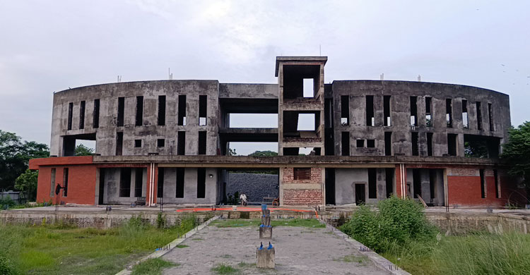 অর্ধেকে থমকে আছে ঢাকা-নারায়ণগঞ্জ ডুয়েলগেজ রেললাইন প্রকল্প