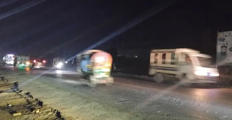 ১৩ ঘণ্টা পর ঢাকা-সিলেট মহাসড়কে যান চলাচল স্বাভাবিক