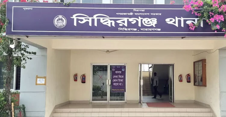 পশুর হাটে বাঁশের খুঁটিতে ঝুলছিলো সেচ্ছাসেবীর মরদেহ