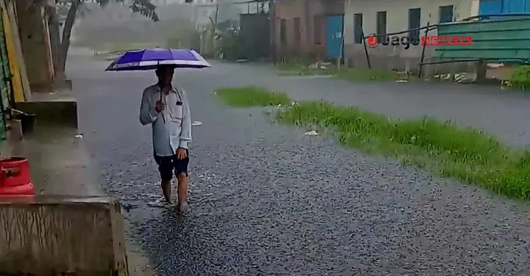দীর্ঘস্থায়ী জলাবদ্ধতায় বিপর্যস্ত রূপগঞ্জ