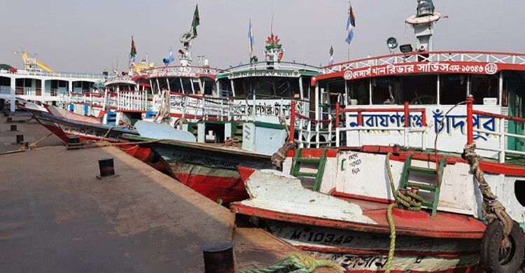 জ্বালানি সংকটে নারায়ণগঞ্জ-নরসিংদী রুটে স্বাভাবিক লঞ্চ চলাচল ব্যাহত