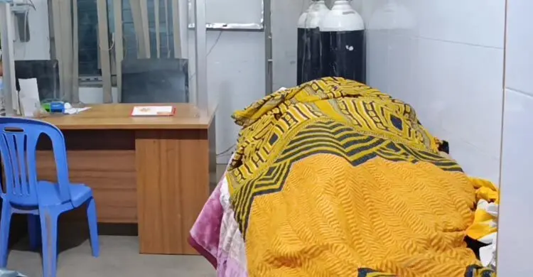 হাসপাতালে গৃহবধূর মরদেহ ফেলে পালালেন স্বামী-শ্বশুরবাড়ির লোকজন