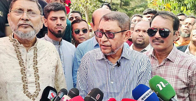 মানুষকে ডাক্তারের পেছনে ঘুরতে হবে না, ডাক্তার মানুষের পেছনে ঘুরবে