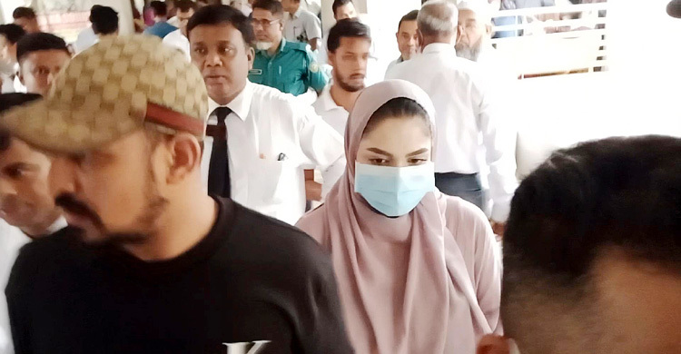 নিজেদের নির্দোষ দাবি করলেন ক্রিকেটার নাসির ও তামিমা