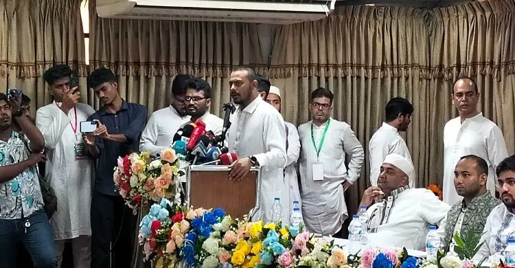 ক্যাম্পাসে গণতান্ত্রিক প্রক্রিয়ায় বাধা দিলে রাজপথে প্রতিরোধ