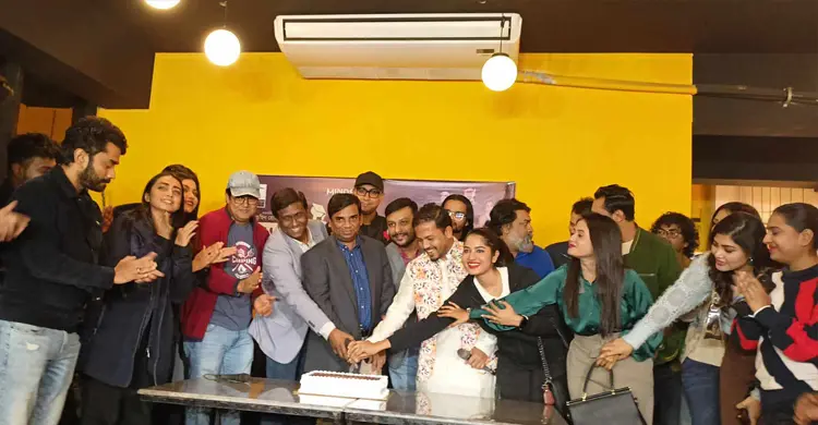 ক্যাম্পাসের গল্পে ধারাবাহিক নাটক