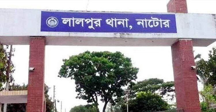 নাটোরে অবৈধ বালু উত্তোলন বন্ধে সেনা অভিযান, আটক ৩