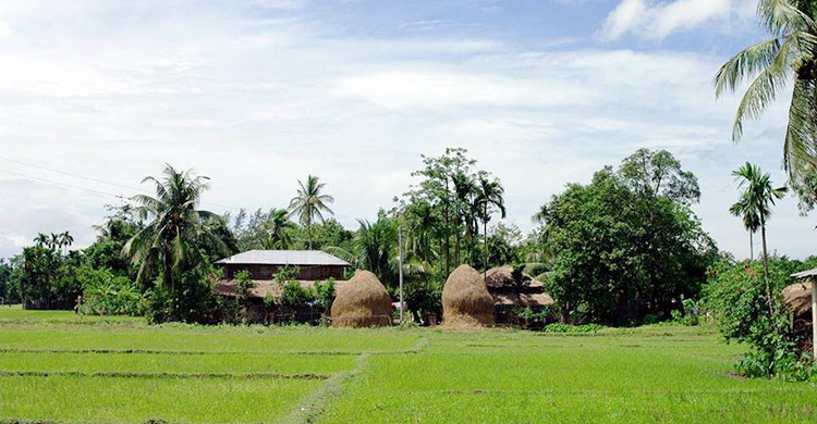 রূপকথার গল্পকেও হার মানায় ‘হুলহুলিয়া গ্রাম’