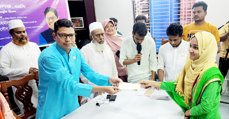 স্মার্ট নারীরা স্মার্ট বাংলাদেশের নেতৃত্ব দেবে: পলক