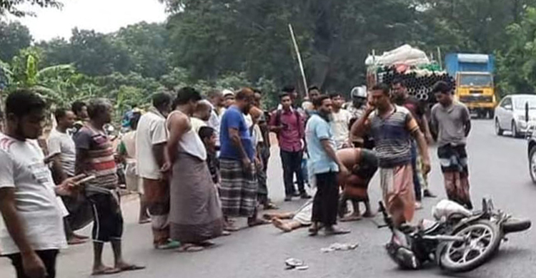 নাটোরে বাসচাপায় ব্যবসায়ী নিহত