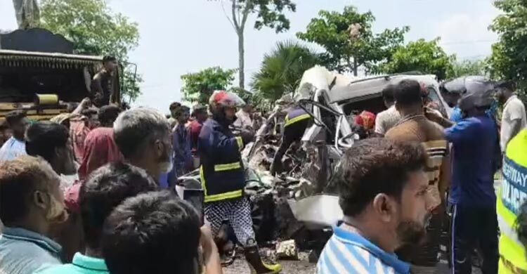 নাটোরের দুর্ঘটনায় নিহত বেড়ে ৭