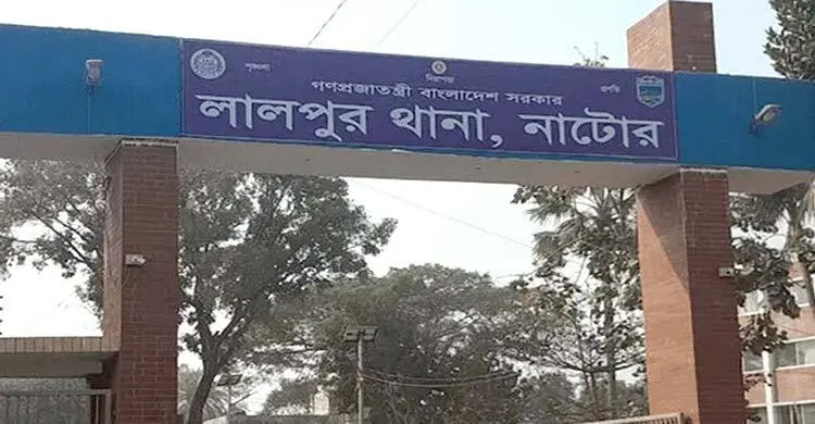পদ্মার চরে স্পিডবোটে পড়ে ছিল গুলিবিদ্ধ যুবকের মরদে