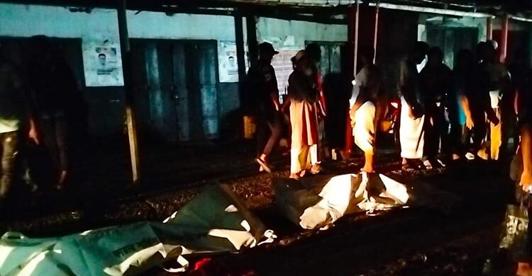 নাটোরে থেমে থাকা পিকআপে অপর পিকআপের ধাক্কা, নিহত ২