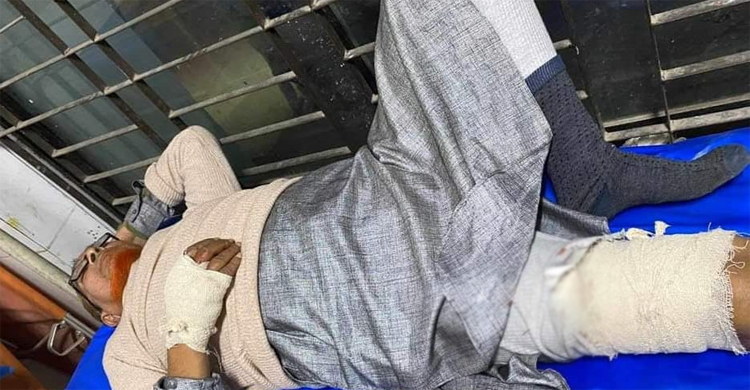 প্রচারণা শেষে ফেরার পথে স্বতন্ত্র প্রার্থীর সমর্থককে কুপিয়ে জখম