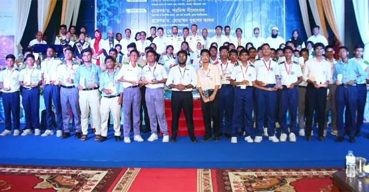 ছয় হাজার শিক্ষার্থীর অংশগ্রহণে নৌবাহিনী কলেজে বিজ্ঞান মেলা