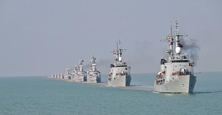 বঙ্গোপসাগরে সফলভাবে নৌবাহিনীর ক্ষেপণাস্ত্র উৎক্ষেপণ