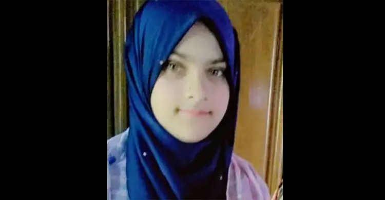 সাতকানিয়ায় প্রবাসীর স্ত্রীর ঝুলন্ত মরদেহ উদ্ধার