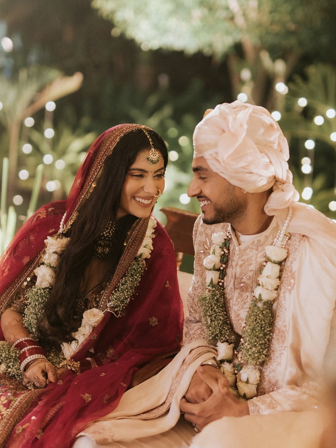 নায়াব মিধার বিয়ের সাজে কবিতার রঙ, ঐতিহ্যের গন্ধ