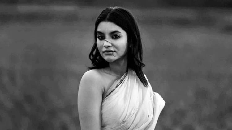 রঙ্গমালা হয়ে আসছেন তুষি