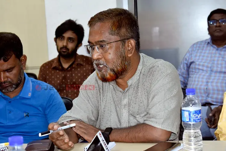 এস এম নাজের হোসাইন 