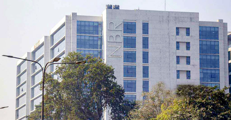 রাজস্ব প্রশাসনে ‘বরখাস্ত আতঙ্ক’