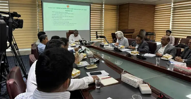 জ্বালানি সংকটে পোশাকের ক্রেতারা উদ্বিগ্ন, অন্য দেশে চলে যাচ্ছে অর্ডার