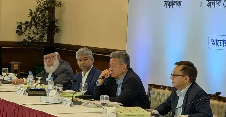 ট্যাক্স-ডিউটিতে ব্যবসায়ীদের স্বস্তি দিতে কাজ করছে সরকার