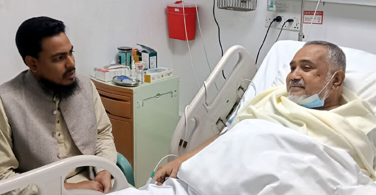জামায়াত নেতা তাহেরকে দেখতে হাসপাতালে আখতার