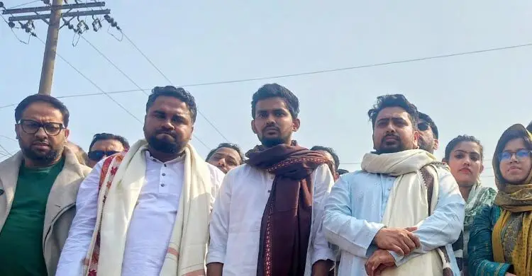 একটি দল দিন দিন হিংস্র হয়ে উঠছে: আসিফ মাহমুদ