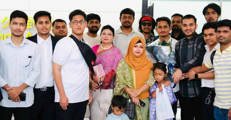 জাপান পৌঁছেছে এনসিপির প্রতিনিধি দল