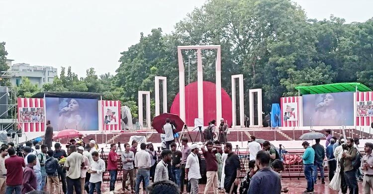 এনসিপির সমাবেশে দেখানো হচ্ছে জুলাই আন্দোলনের ভিডিও