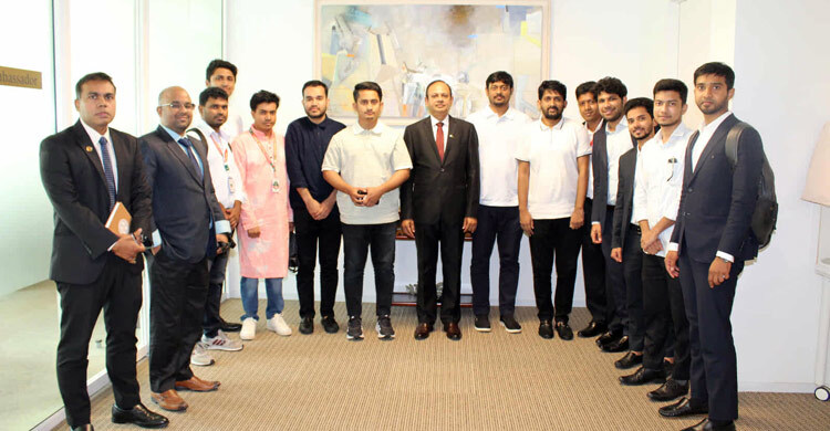 প্রবাসী বাংলাদেশিদের নানা সমস্যা-সংকট তুলে ধরলো এনসিপি