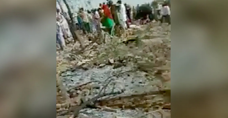 রাজস্থানে বাড়িতে যুদ্ধবিমান বিধ্বস্ত, নিহত ২