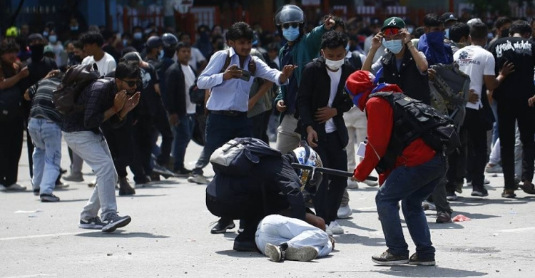 আমাদের আন্দোলন ‘হাইজ্যাক’ হয়ে গেছে