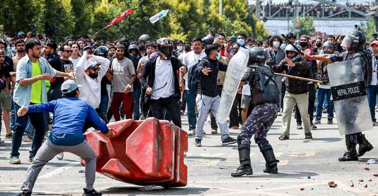 নেপালের অভ্যুত্থানে সহিংসতার অভিযোগে গ্রেফতার ৪০০ জনেরও বেশি