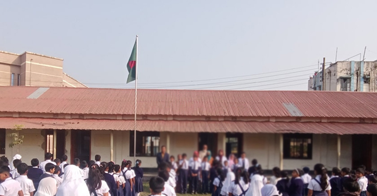 স্কুল বন্ধ ঘোষণা, ‘ফেইক’ নোটিশই আসল দাবি রিউমর স্ক্যানারের
