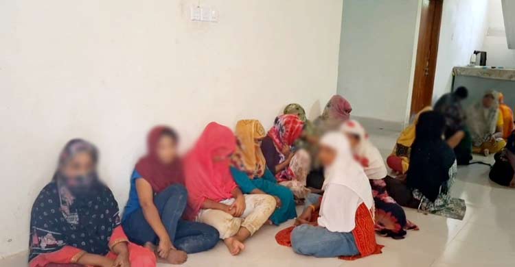 নেত্রকোনা সীমান্তে নারী-শিশুসহ ৩২ জনকে পুশ ইন