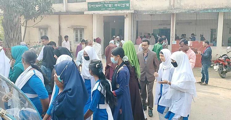 পল্লীবিদ্যুতের বেপরোয়া গাড়ি কেড়ে নিলো কলেজ ছাত্রীর প্রাণ