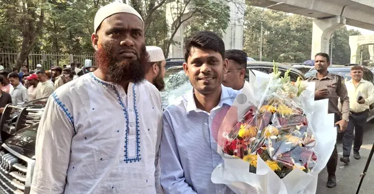 নতুন মন্ত্রিপরিষদের কাছে সুখ, শান্তি ও স্বস্তি চায় মানুষ