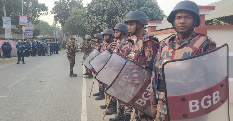শেরপুরে আইনশৃঙ্খলা স্বাভাবিক রাখতে ৫ প্লাটুন বিজিবি মোতায়েন