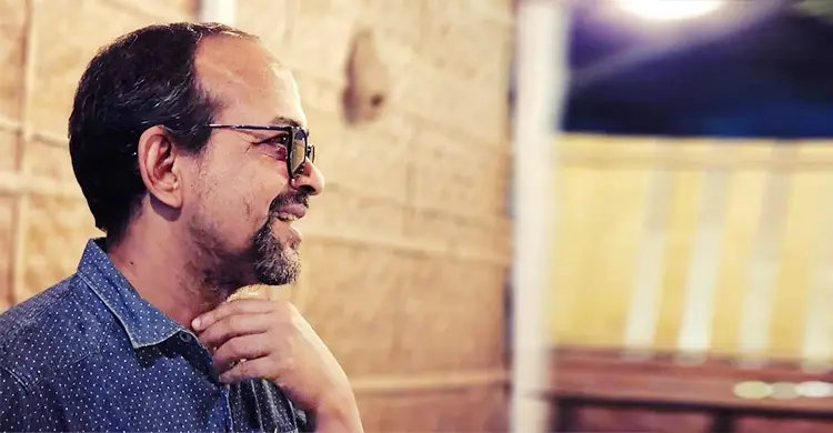 যত বিপদ, তত ঐক্য: নিউটন